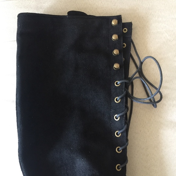 Mi.iM 'The 1812' Knee High Lace Up Boot - Picture 5 of 7